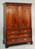 George III Mahogany Linen Press - Inv. #10363